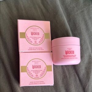 Beekman 1802 Pink Perfection Soap and Body Cream Set